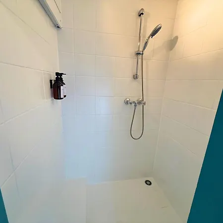 - Direkt Am Fluss, Balkon, Rustikal, Idylisch Apartment