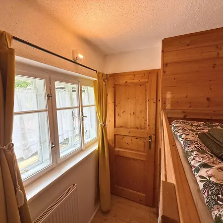 Apartment - Direkt Am Fluss, Balkon, Rustikal, Idylisch Gruenau im Almtal